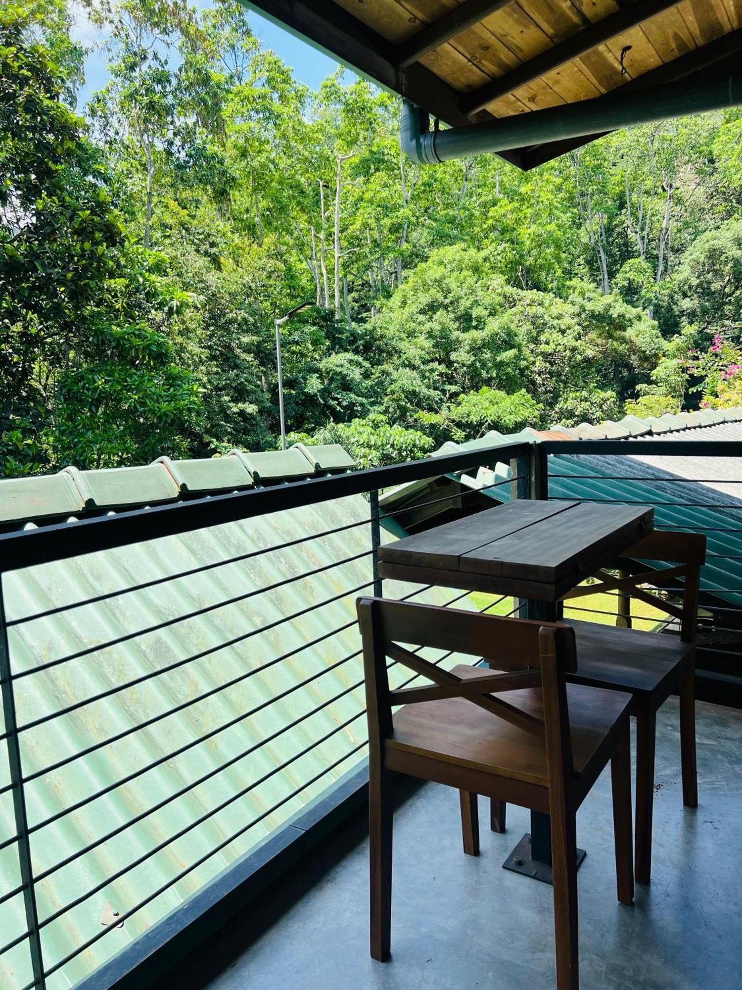 Aayu Hanthana Boutique Hotel แคนดี้ ภายนอก รูปภาพ