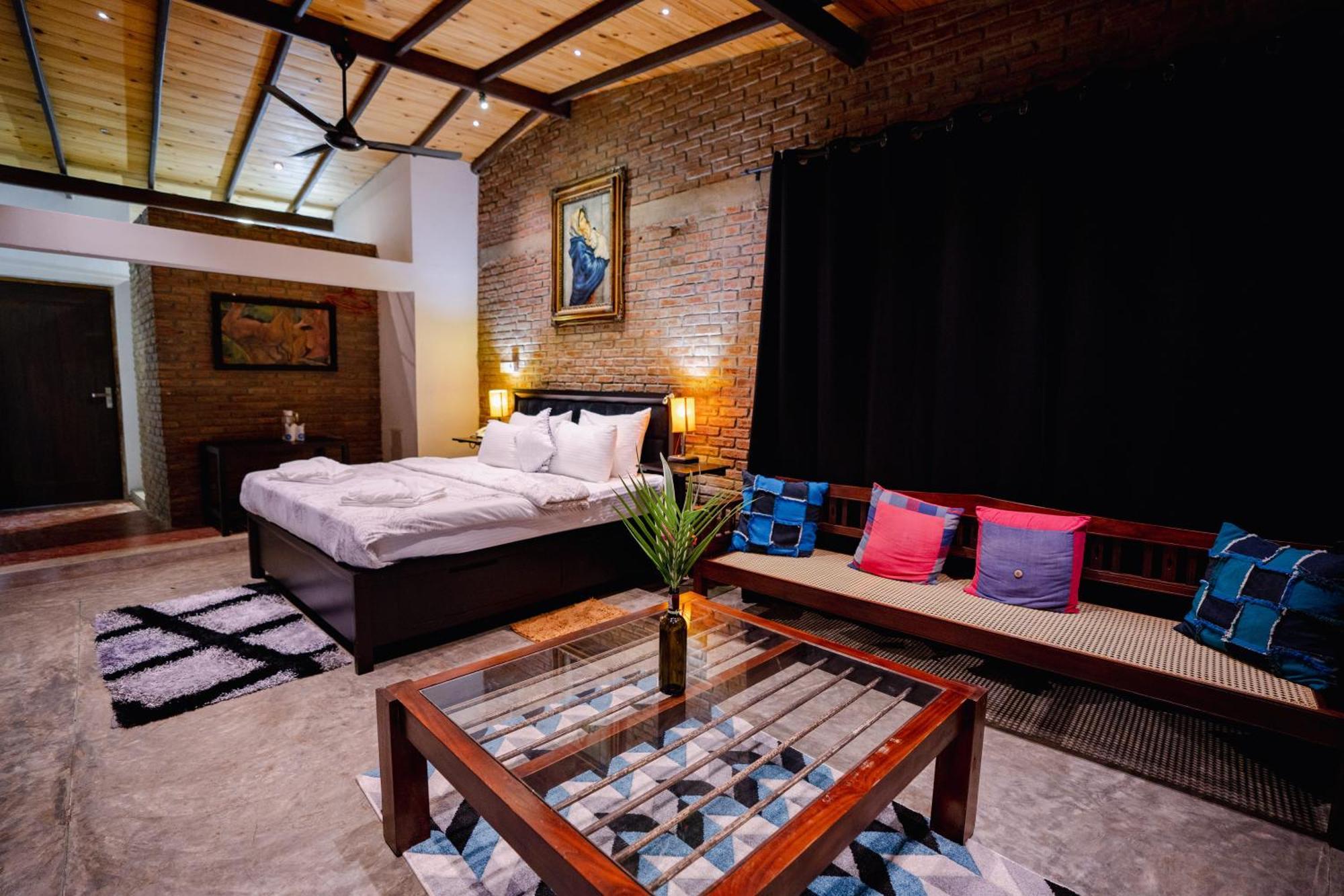Aayu Hanthana Boutique Hotel แคนดี้ ภายนอก รูปภาพ