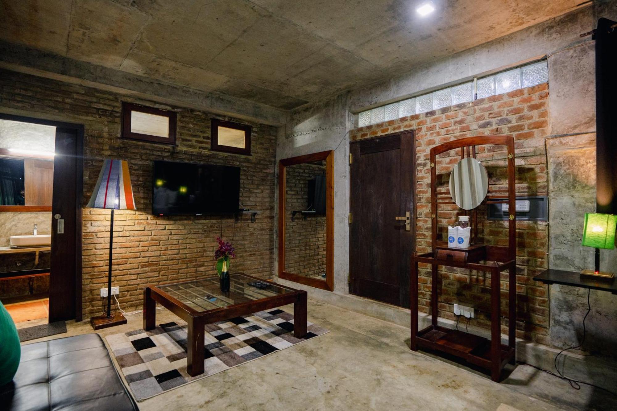Aayu Hanthana Boutique Hotel แคนดี้ ภายนอก รูปภาพ