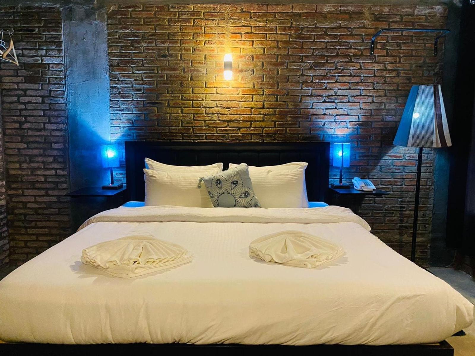 Aayu Hanthana Boutique Hotel แคนดี้ ภายนอก รูปภาพ